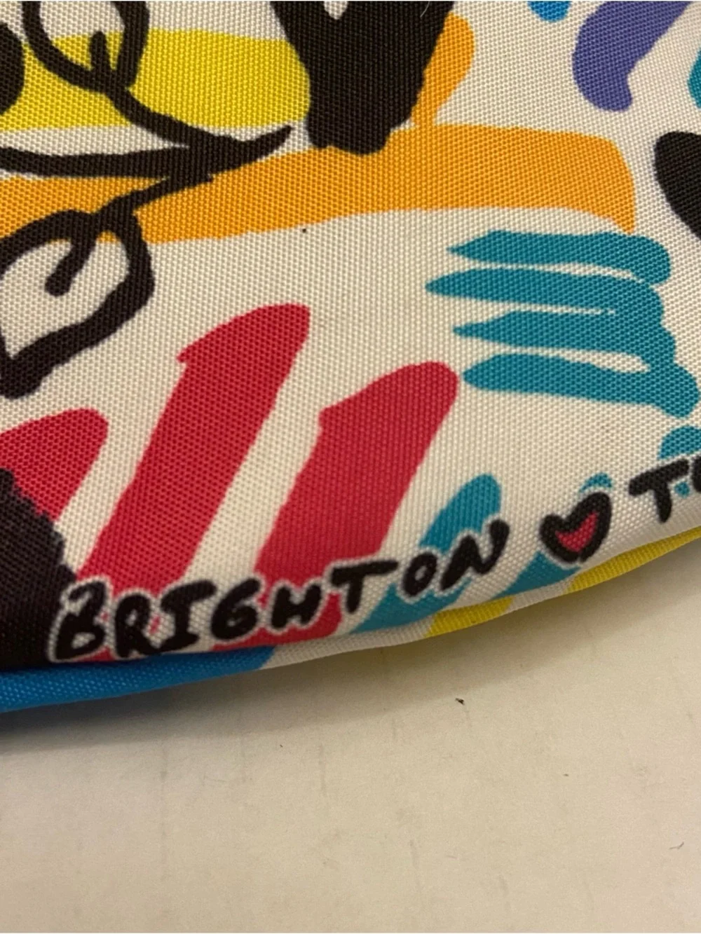Brighton LOVE Graffiti Belt Bag Crossbody Fanny Pack Art Print Zip Strap. - Picture 4 of 9